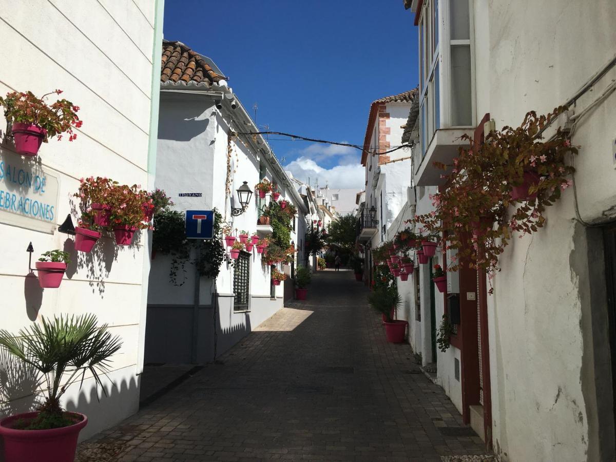 Casares Vacations Apartment Exterior photo